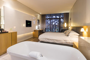 Umhlanga Get Away - Gateway Hotel - Instant Experiences 